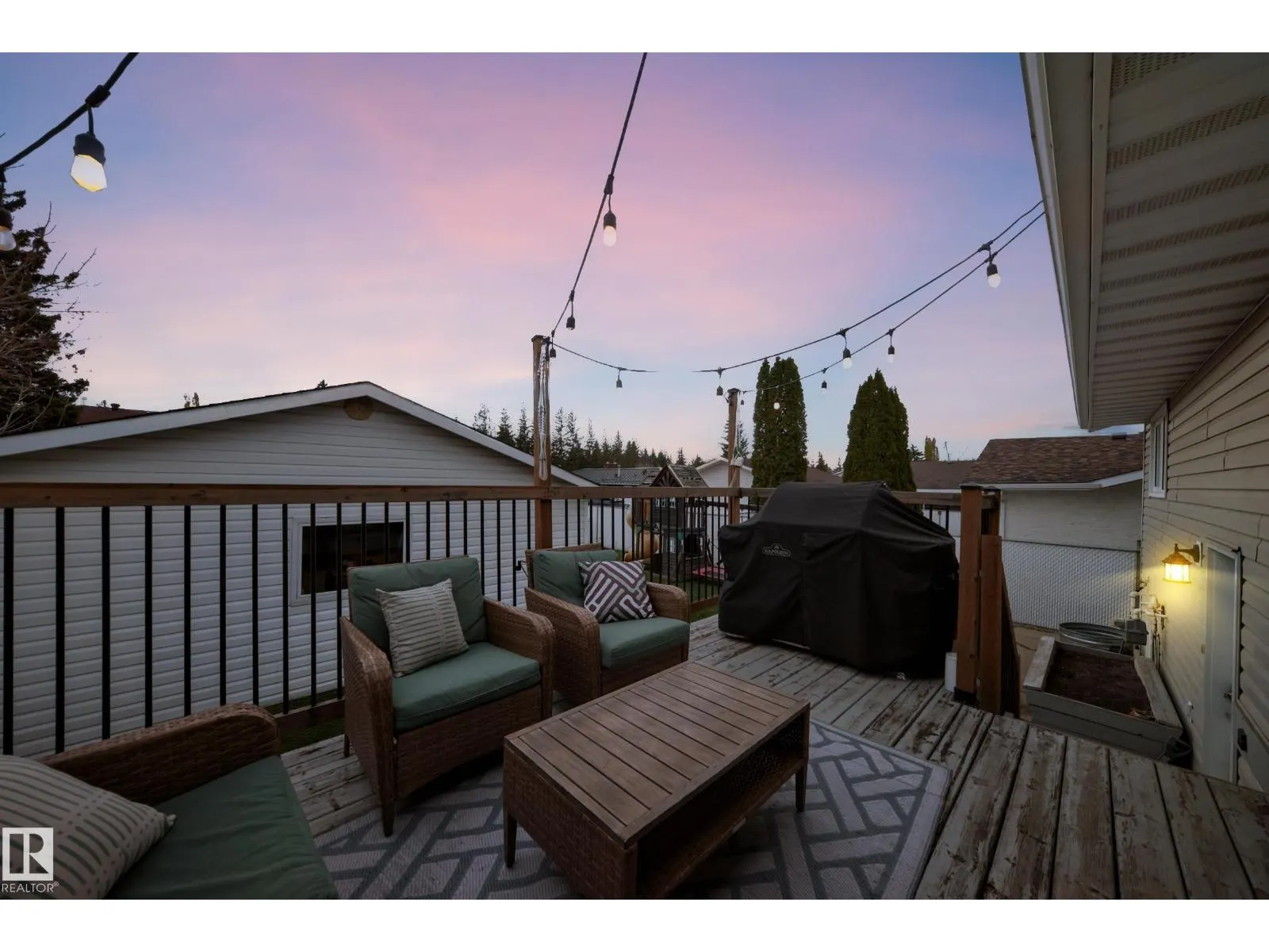 87 WAVERLEY CR