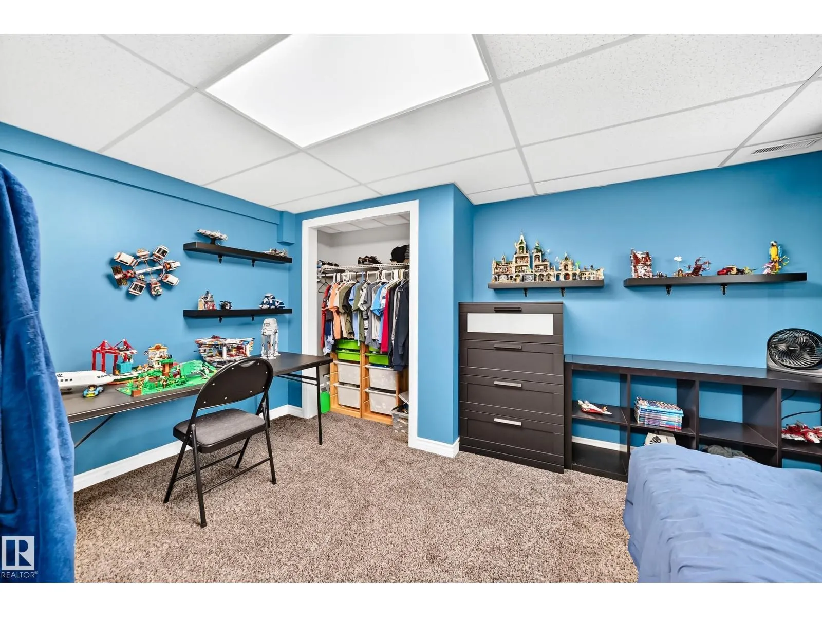 87 WAVERLEY CR