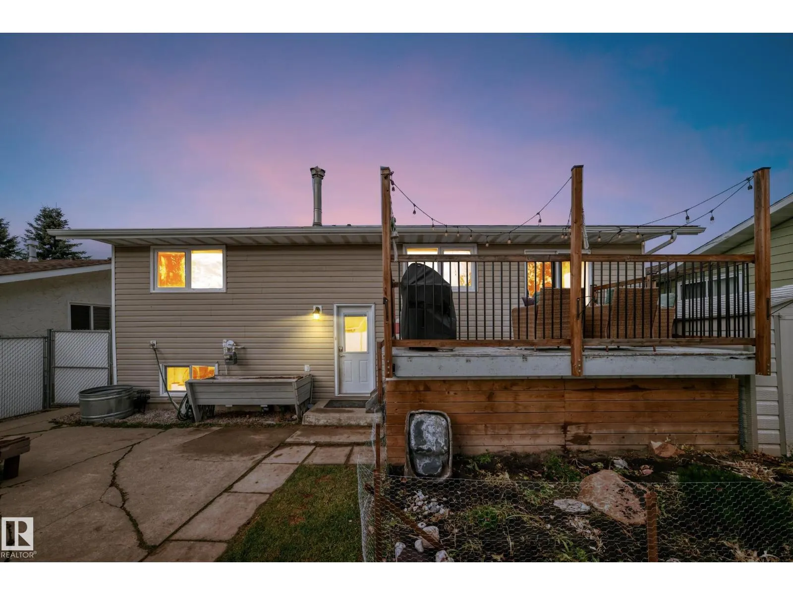 87 WAVERLEY CR