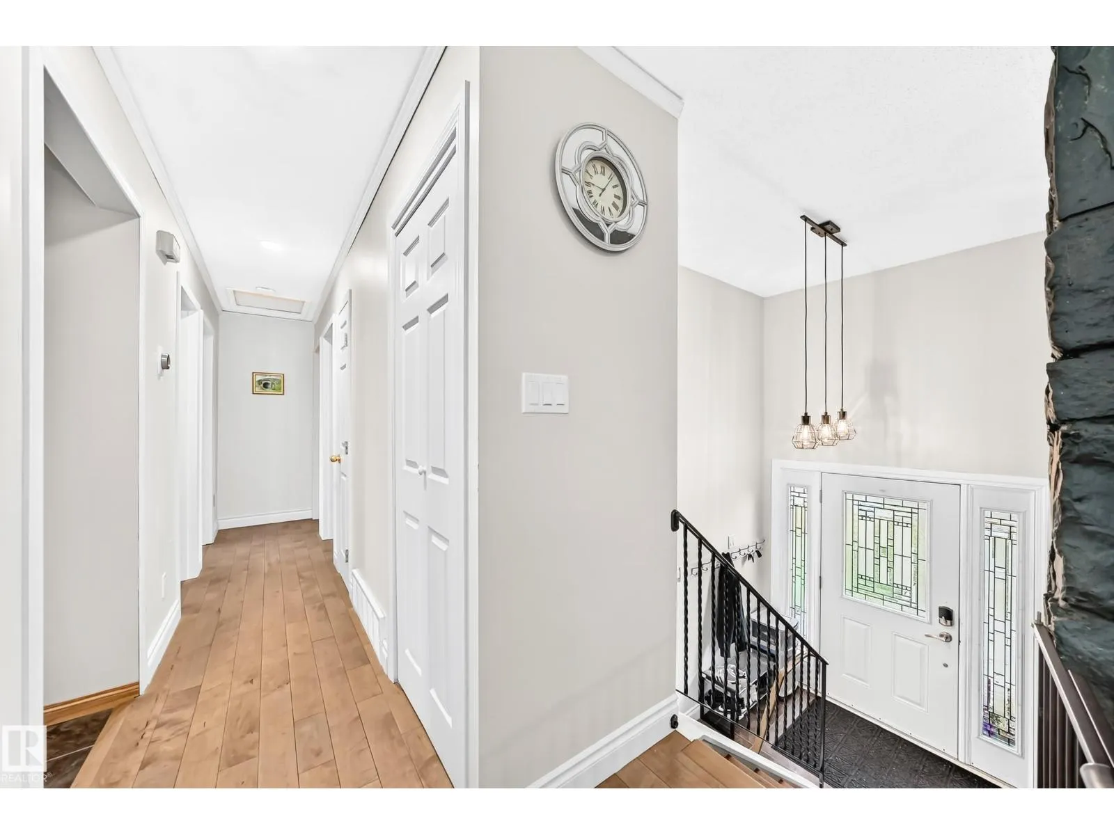 87 WAVERLEY CR