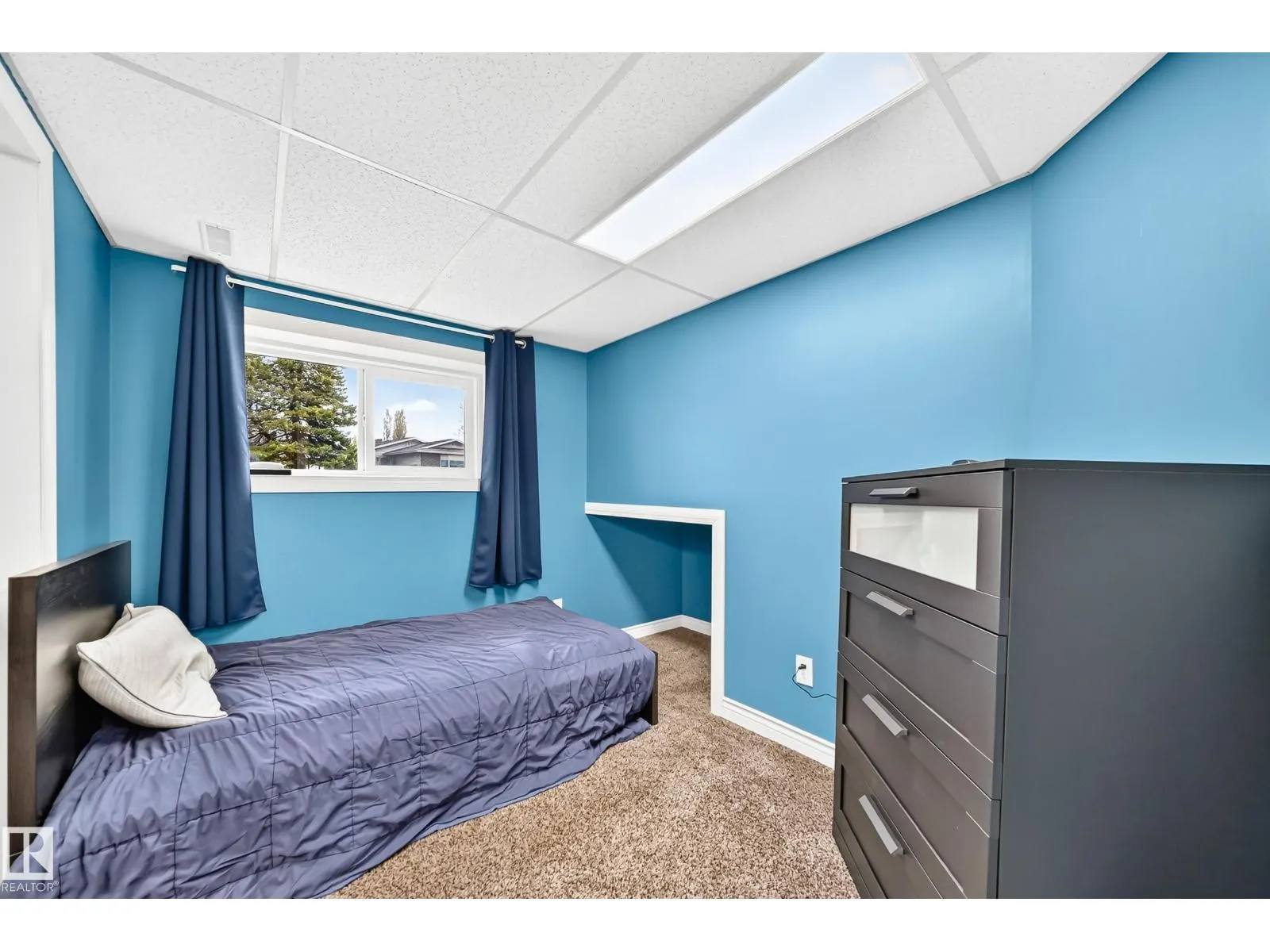 87 WAVERLEY CR