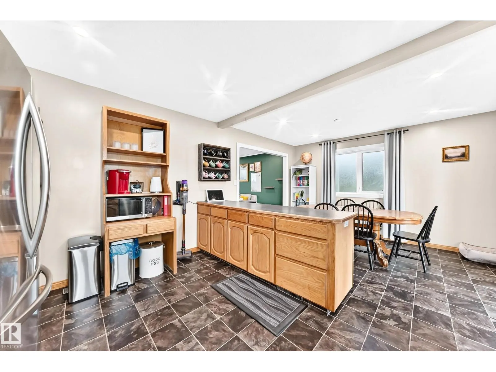 87 WAVERLEY CR