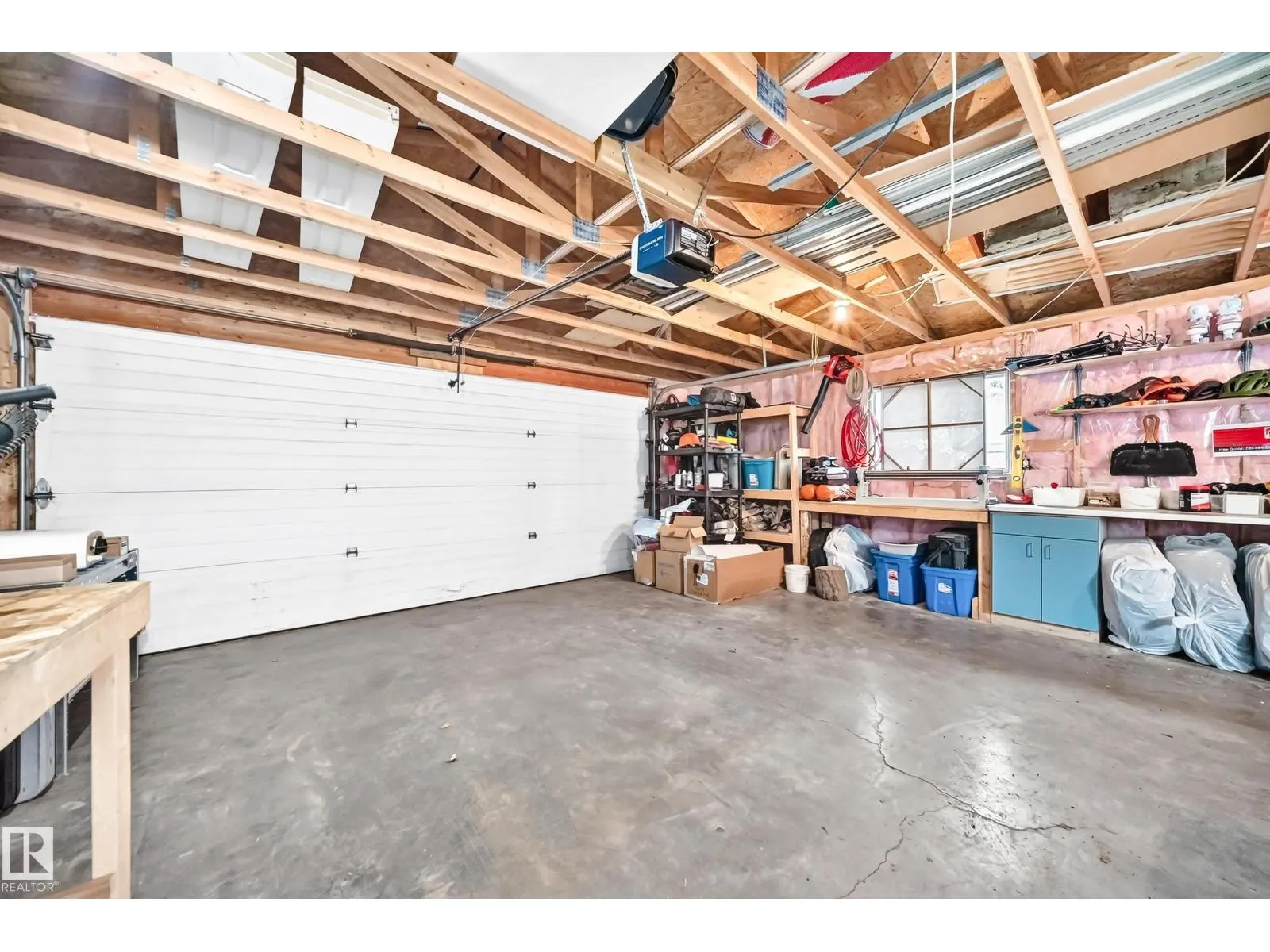87 WAVERLEY CR