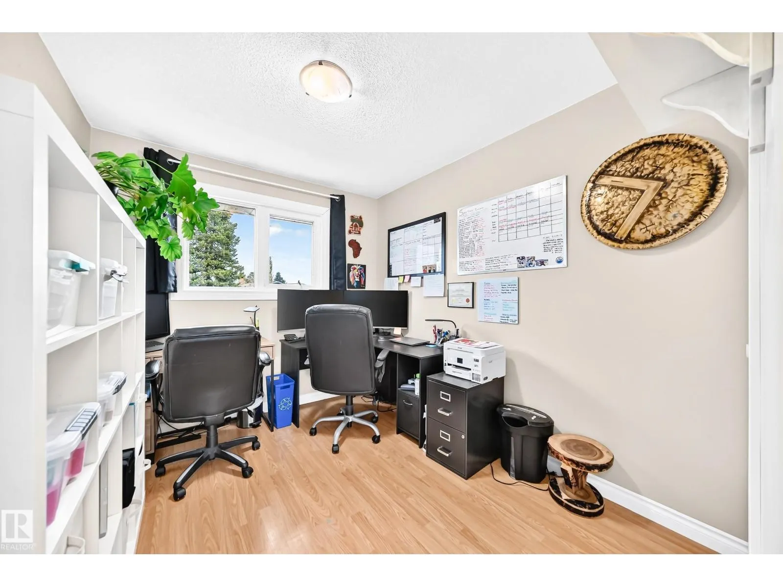 87 WAVERLEY CR