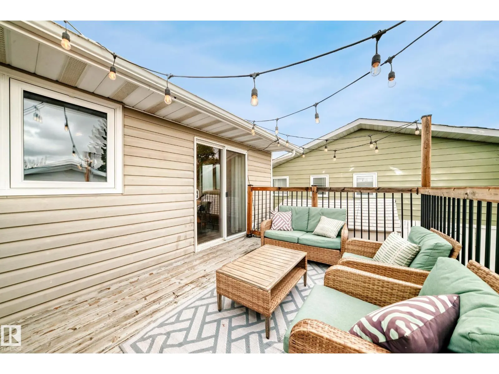 87 WAVERLEY CR