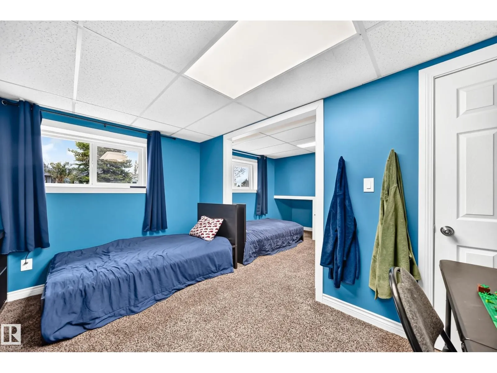 87 WAVERLEY CR