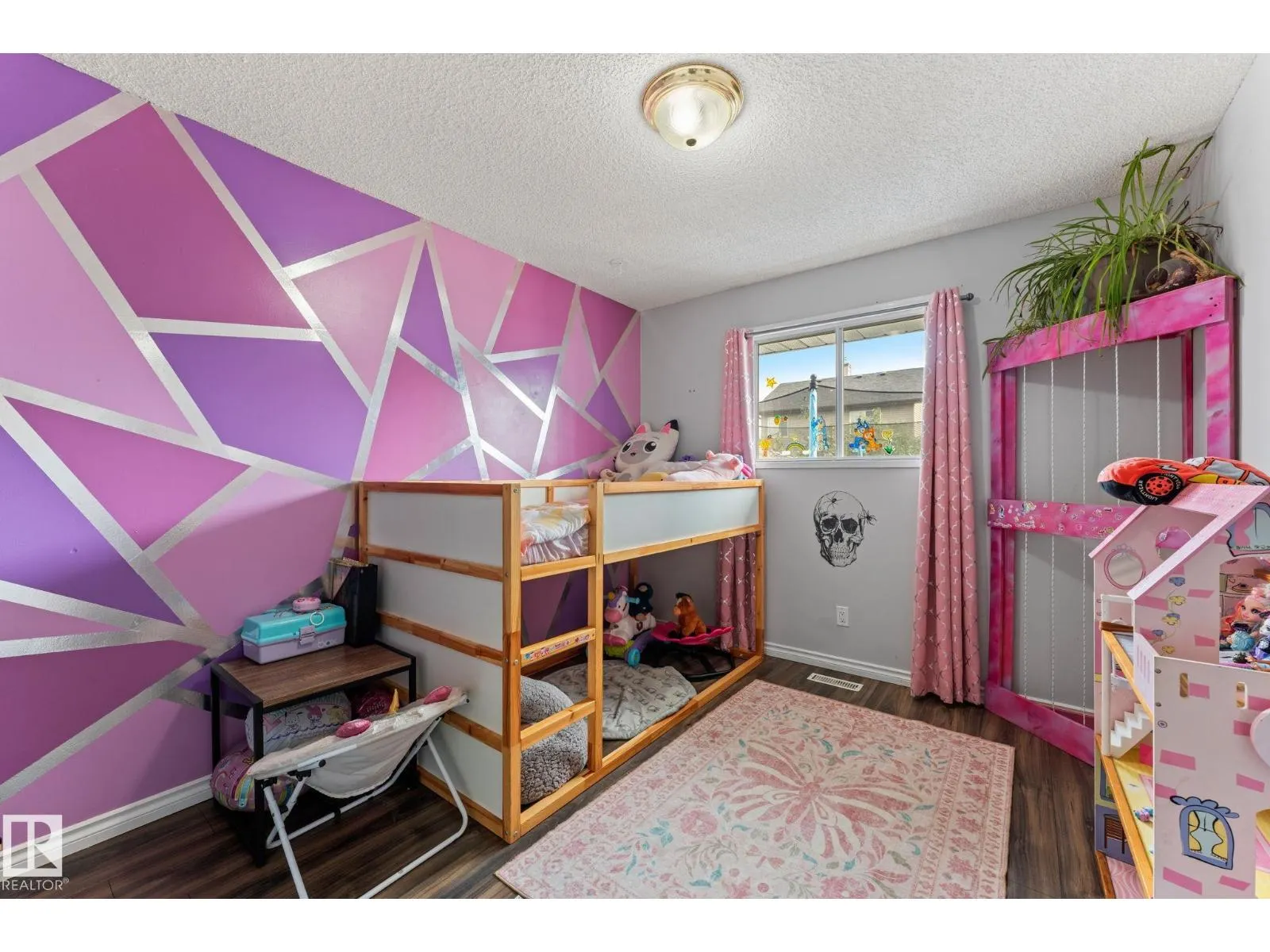 17607 91 ST NW