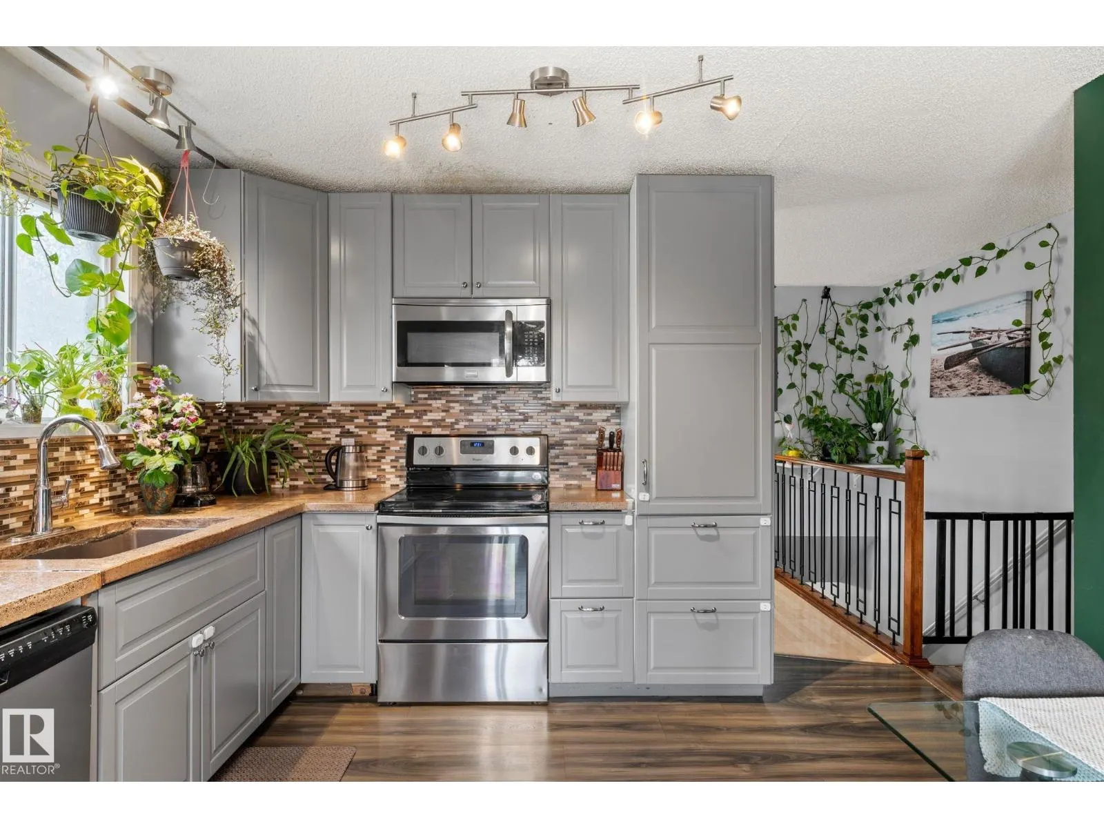17607 91 ST NW