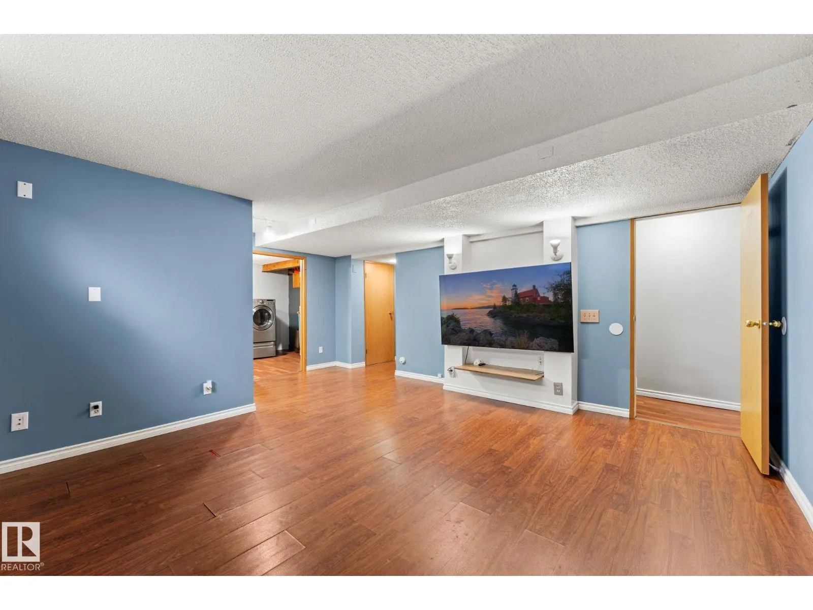 17607 91 ST NW
