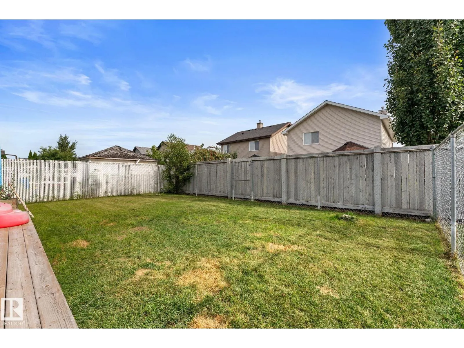 17607 91 ST NW