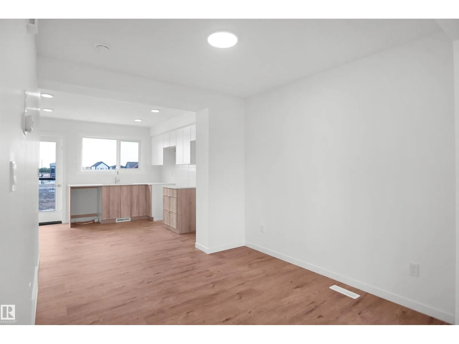 5172 River's Edge WY NW