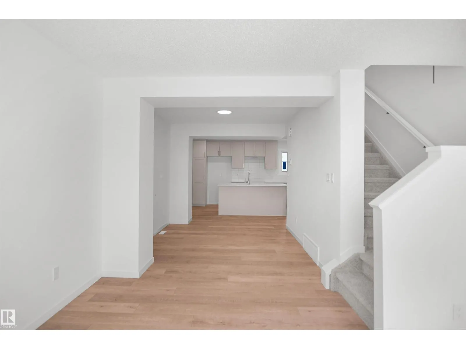 5174 RIVER'S EDGE WY NW