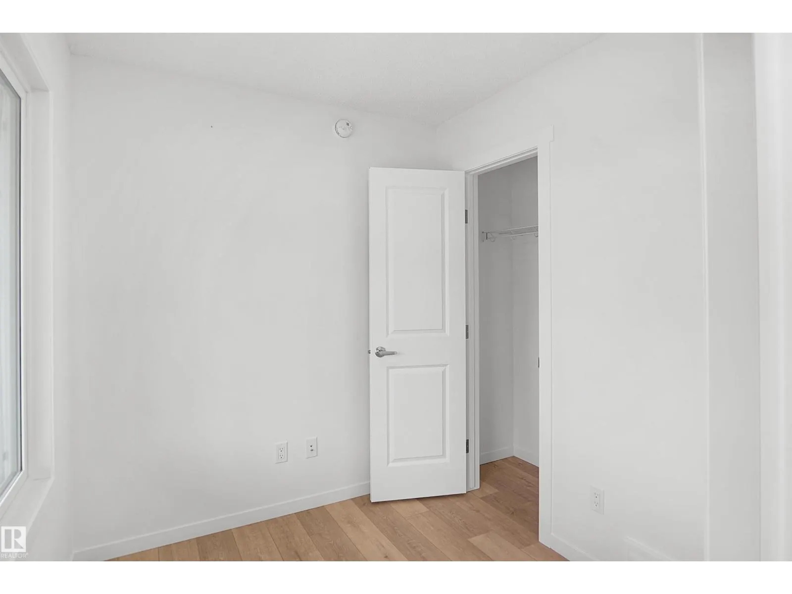 5174 RIVER'S EDGE WY NW