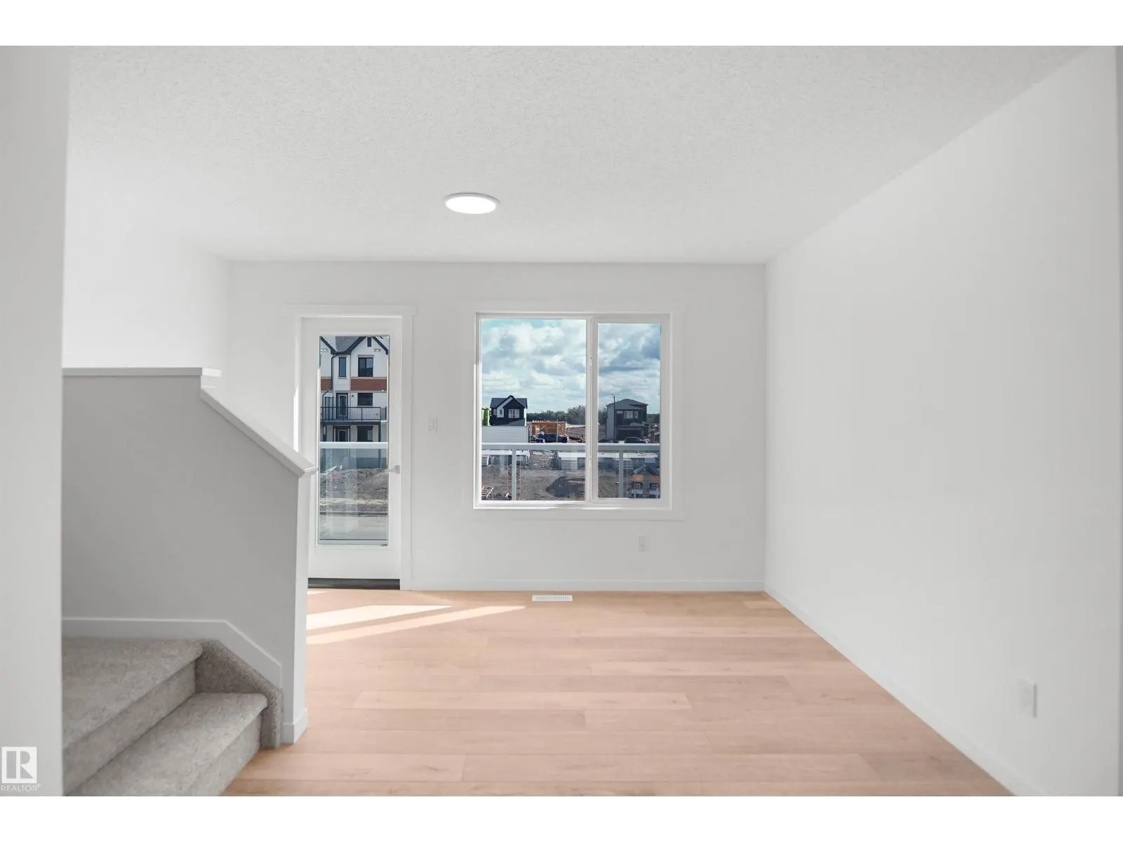 5174 RIVER'S EDGE WY NW