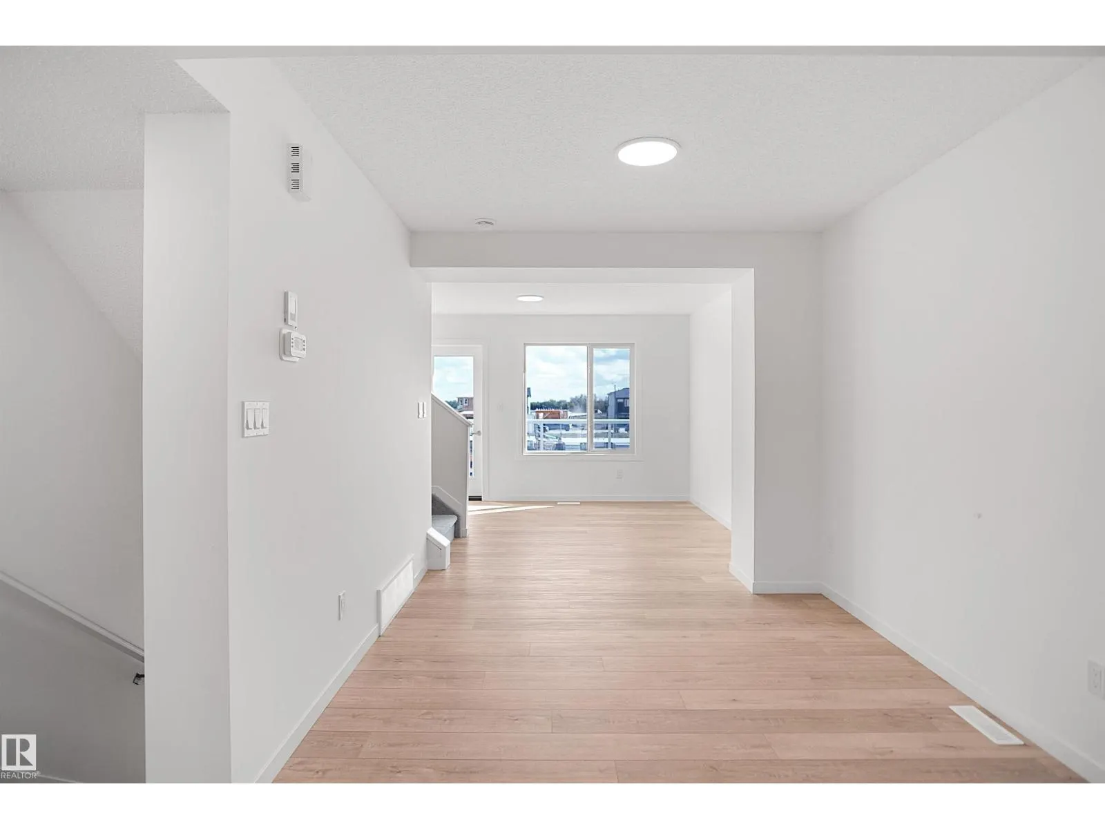 5174 RIVER'S EDGE WY NW