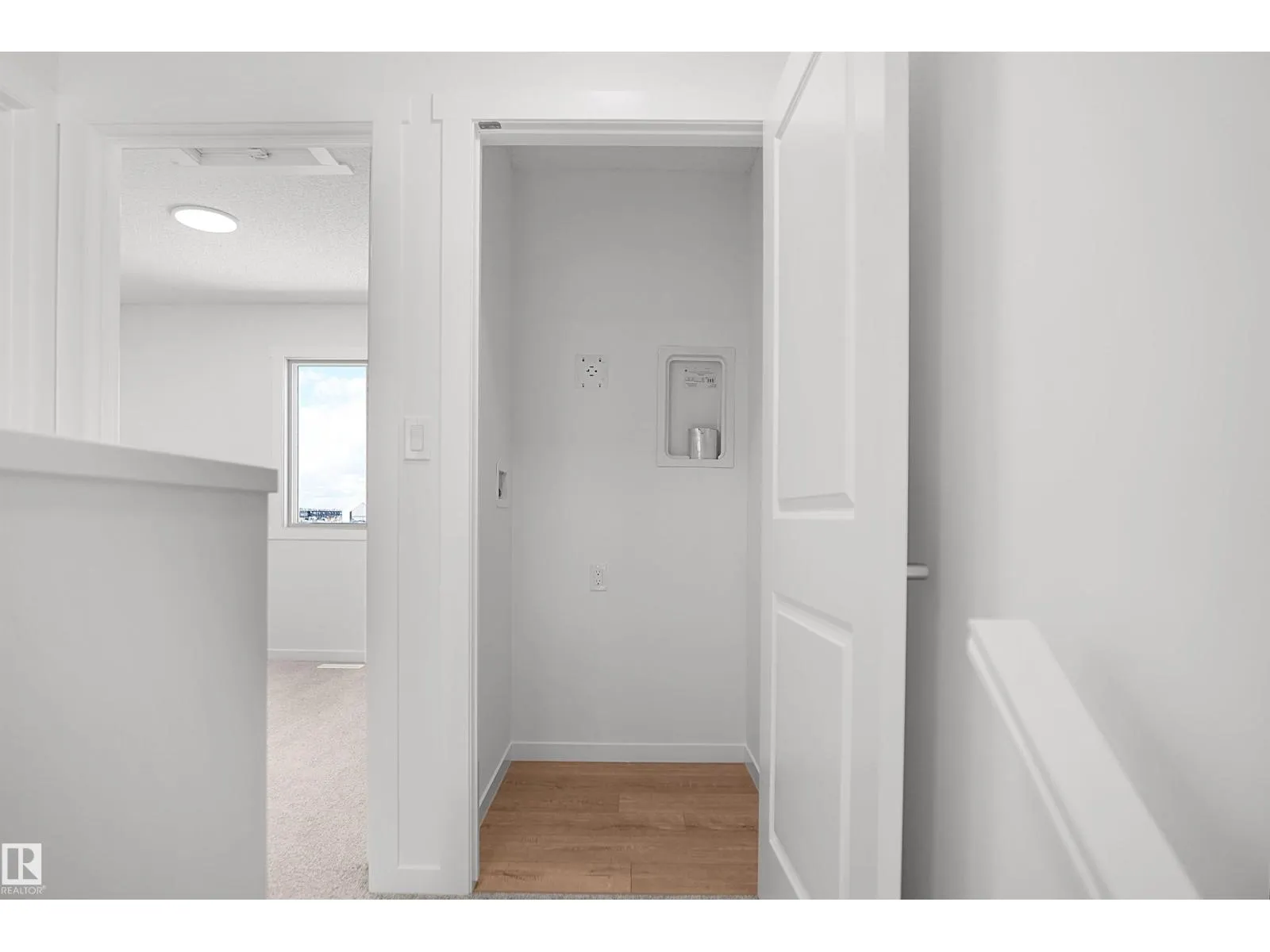 5174 RIVER'S EDGE WY NW