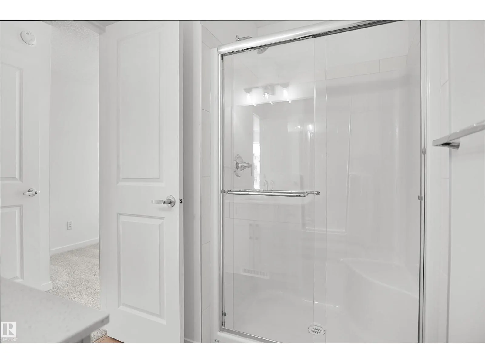 5174 RIVER'S EDGE WY NW