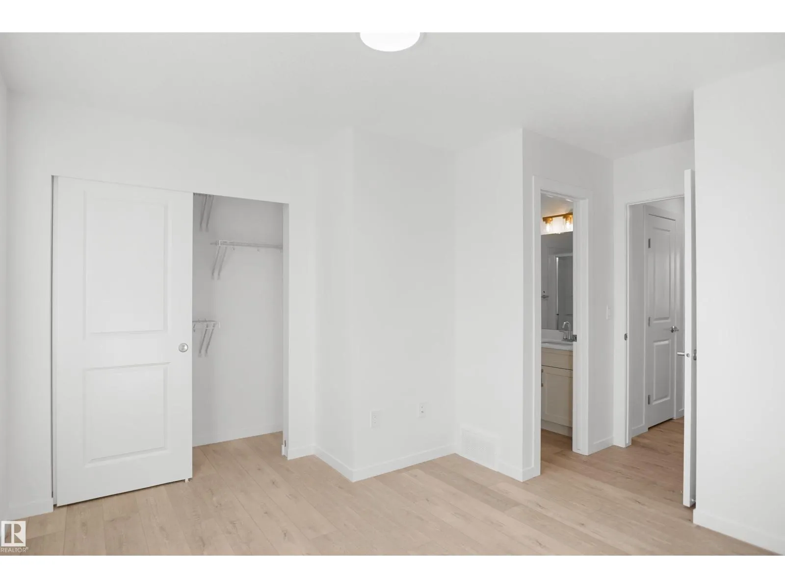 21006 24 AV NW