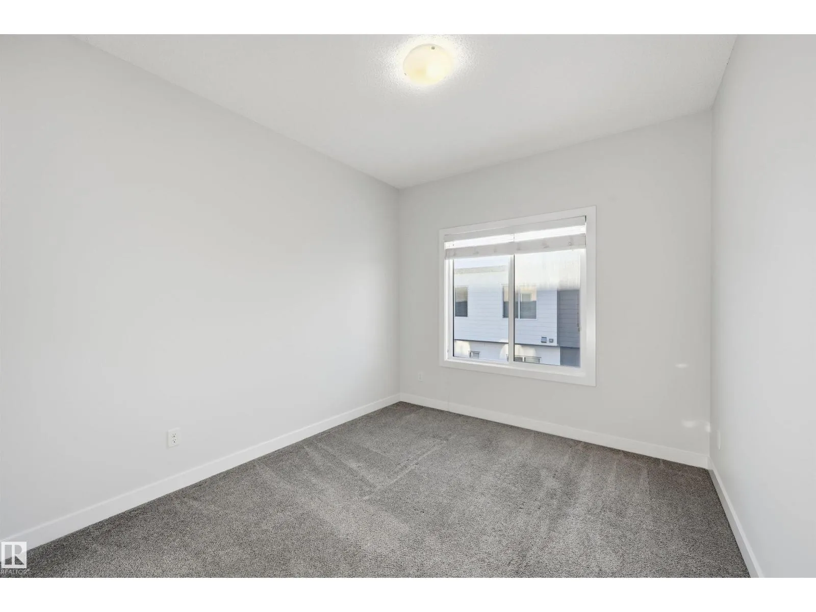 #54 804 WELSH DR SW