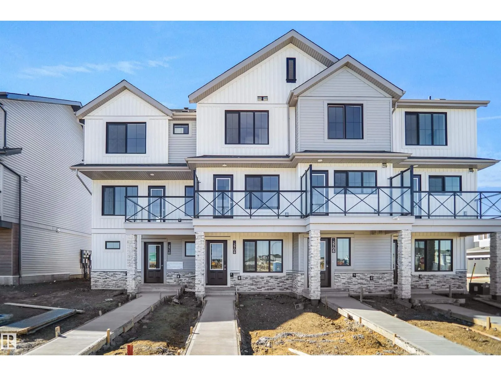 272 Deer Valley DR