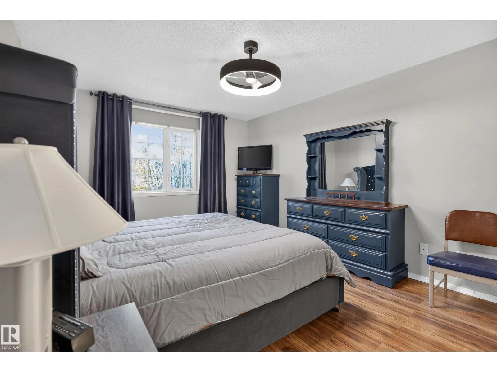 #303 45 GERVAIS RD
