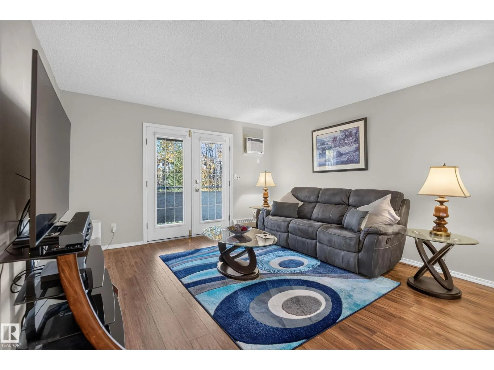 #303 45 GERVAIS RD