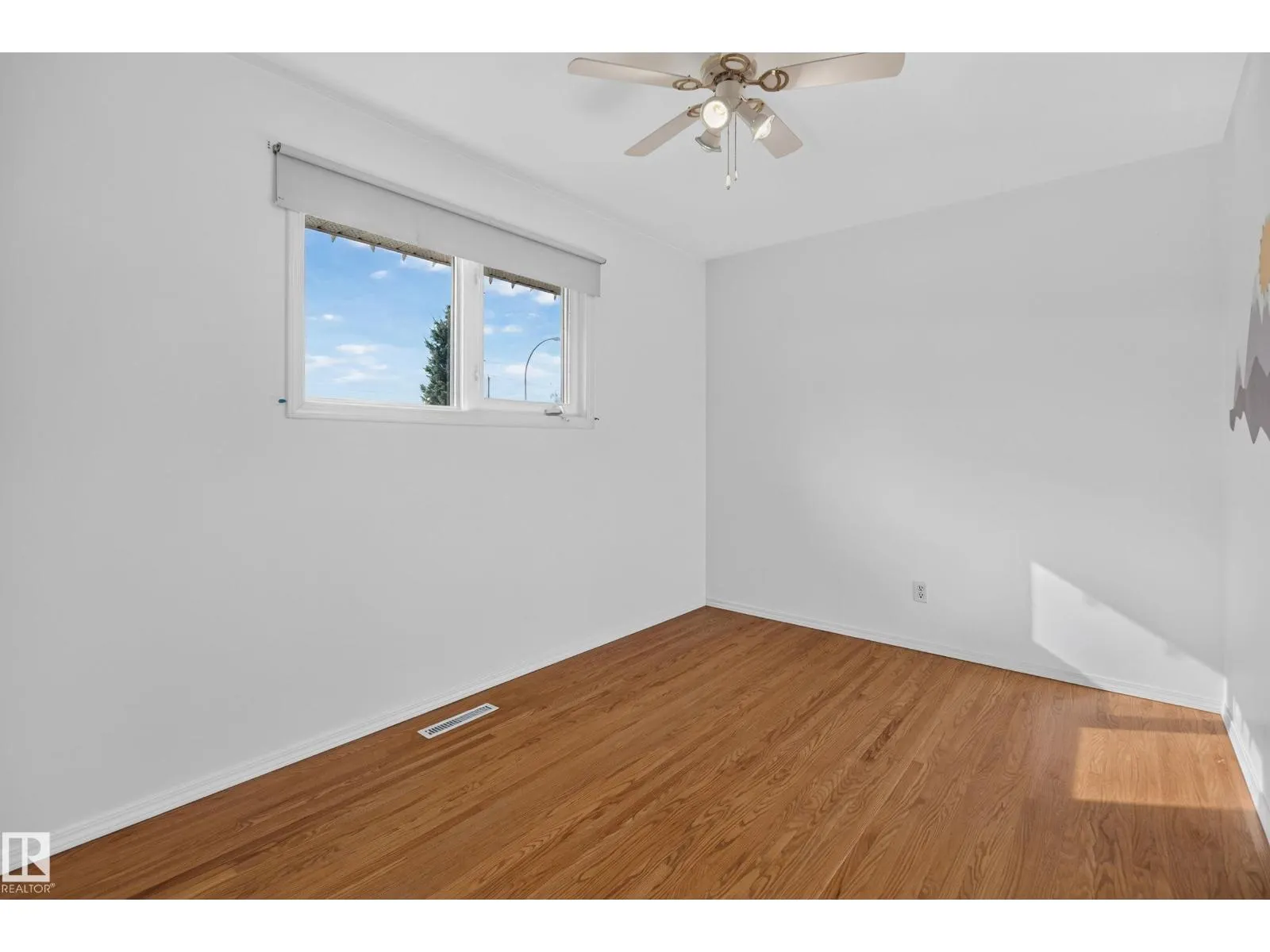 9108 132A AV NW
