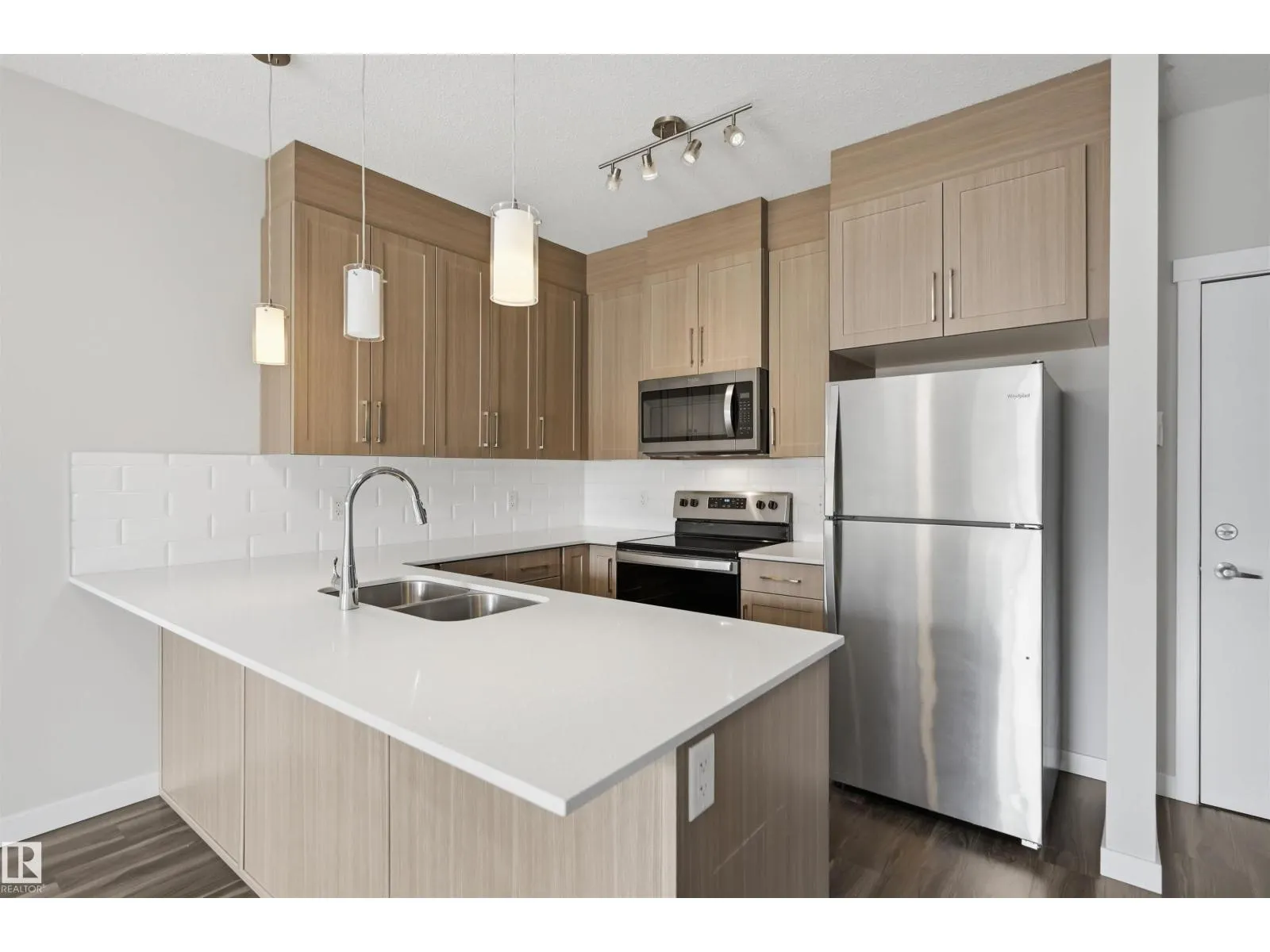 #117 812 WELSH DR SW