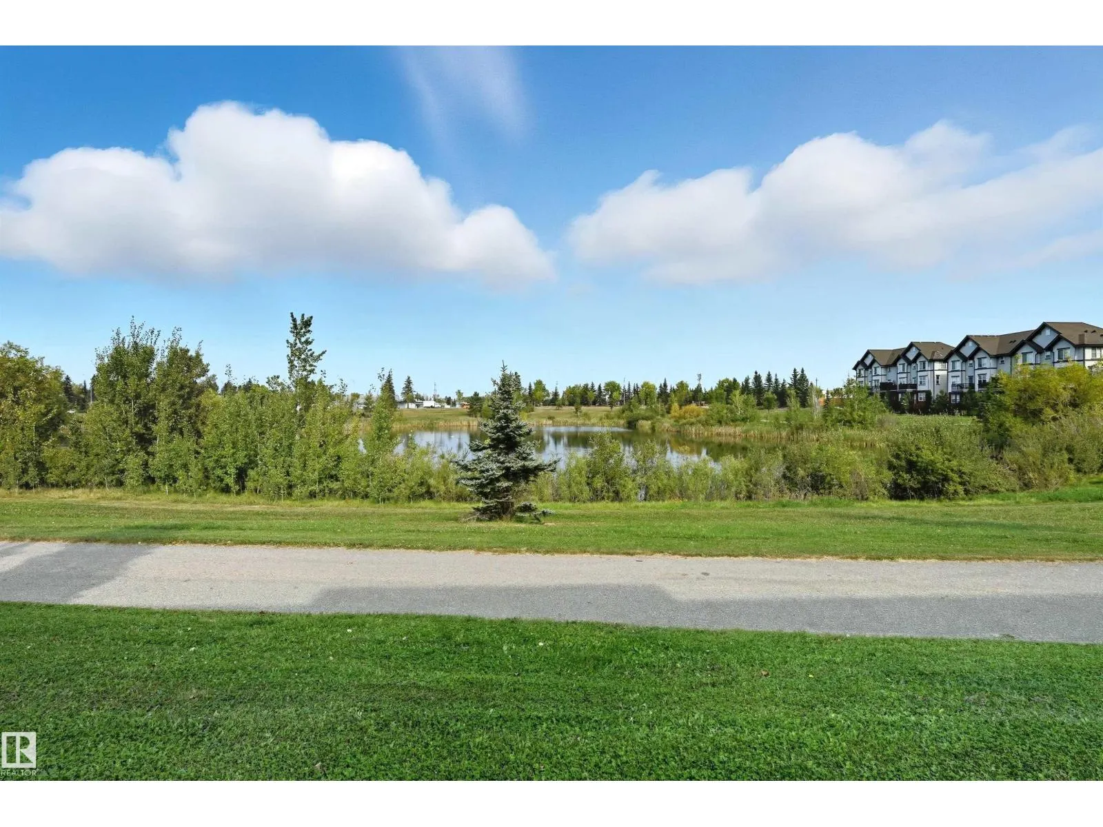 #117 812 WELSH DR SW