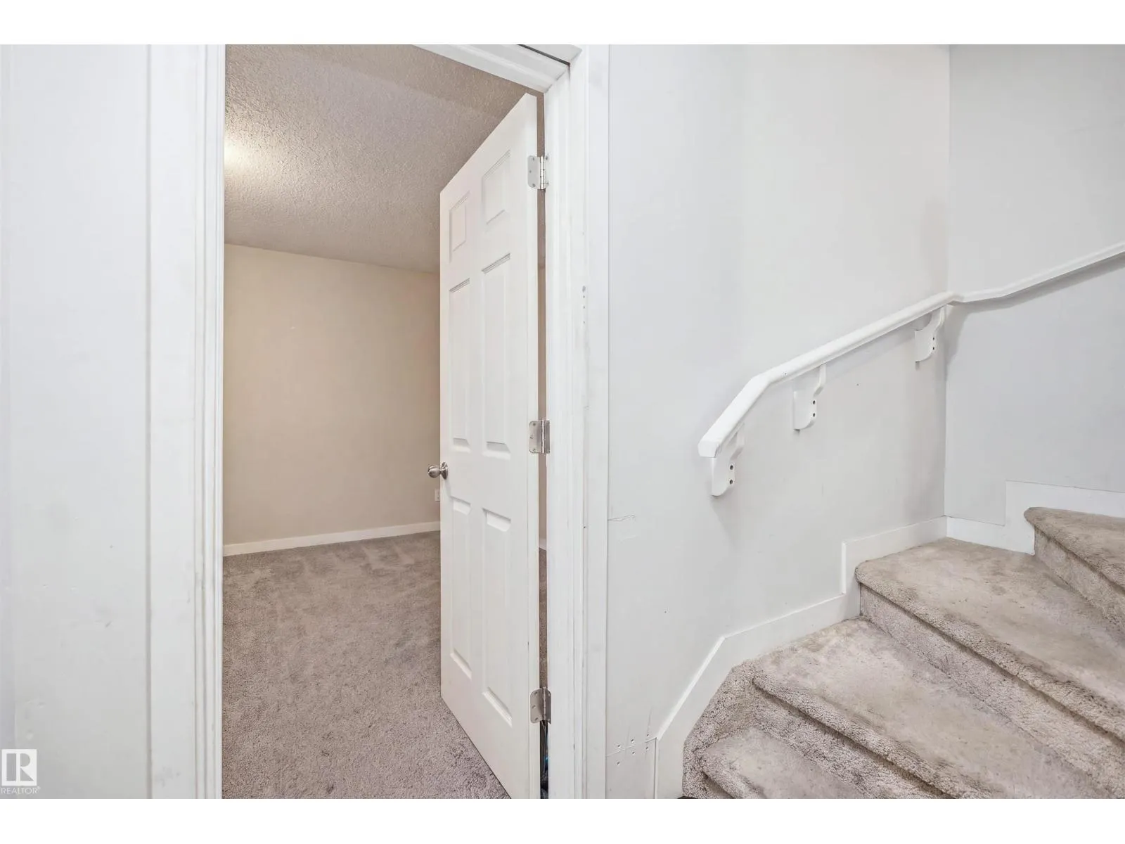 #22 723 172 ST SW