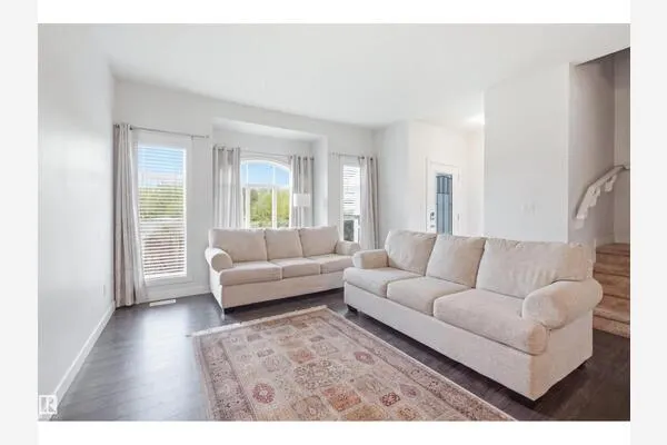 #22 723 172 ST SW