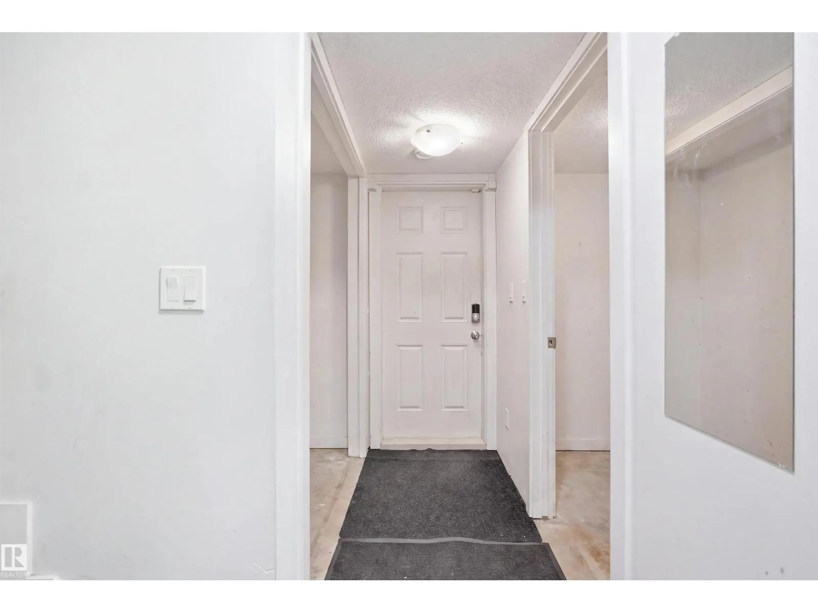 #22 723 172 ST SW