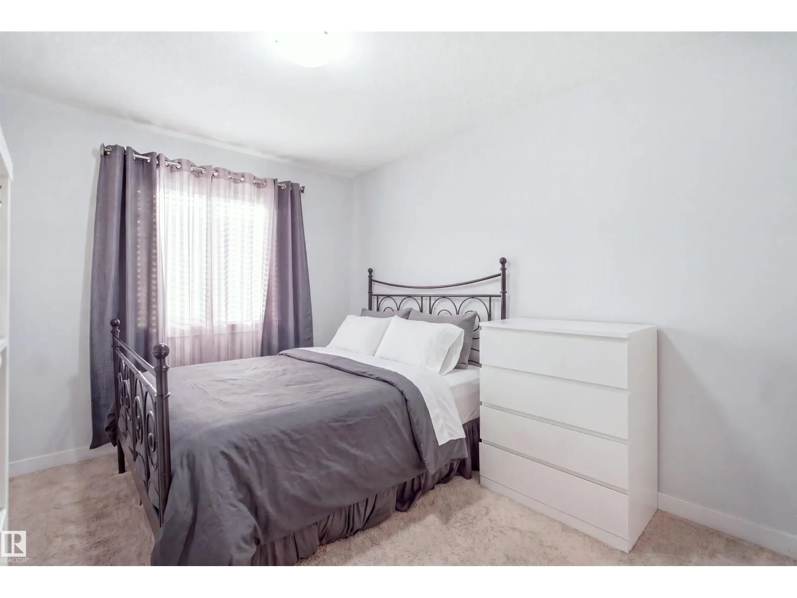 #22 723 172 ST SW