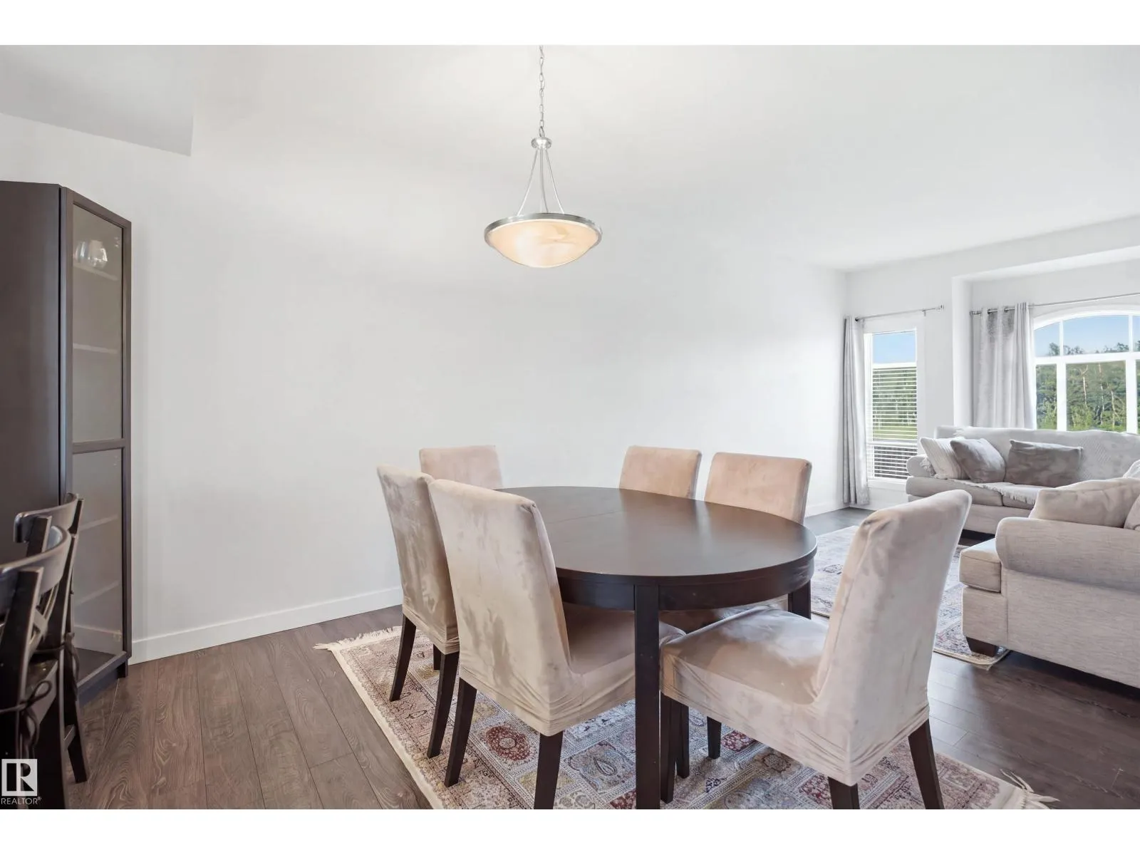 #22 723 172 ST SW