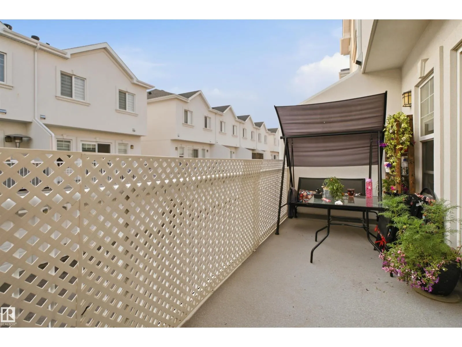 #22 723 172 ST SW