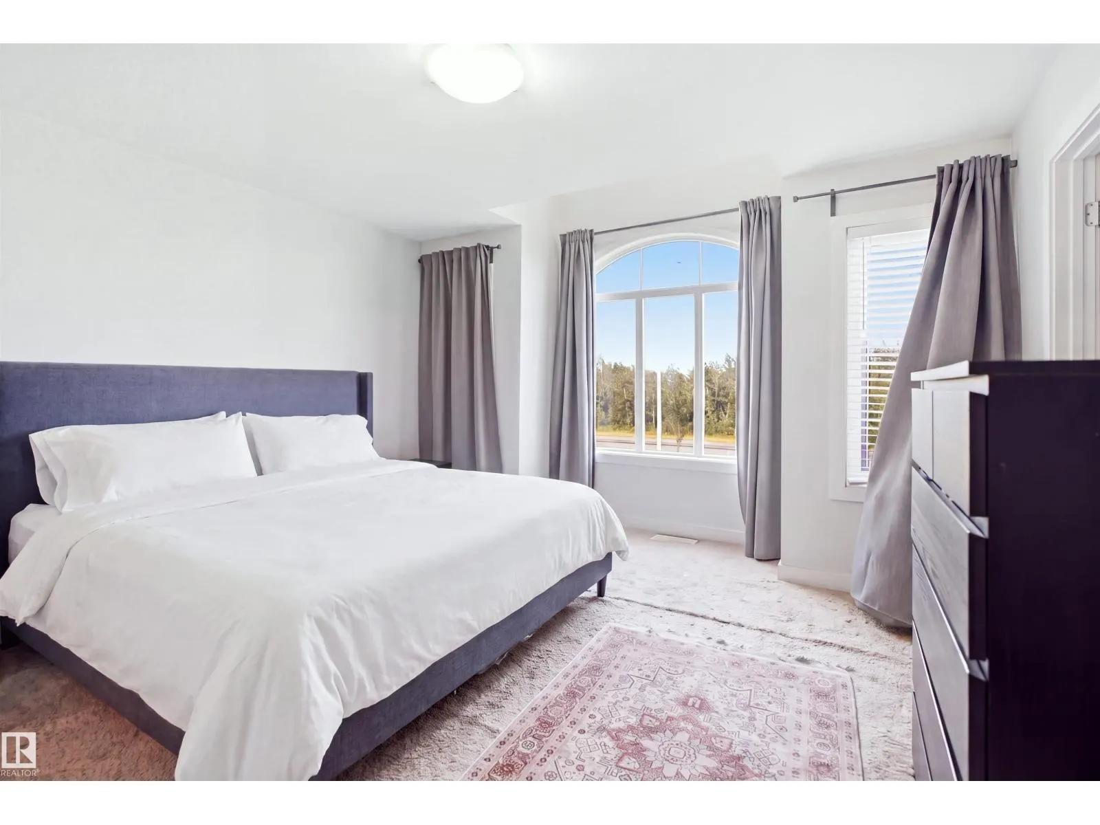 #22 723 172 ST SW