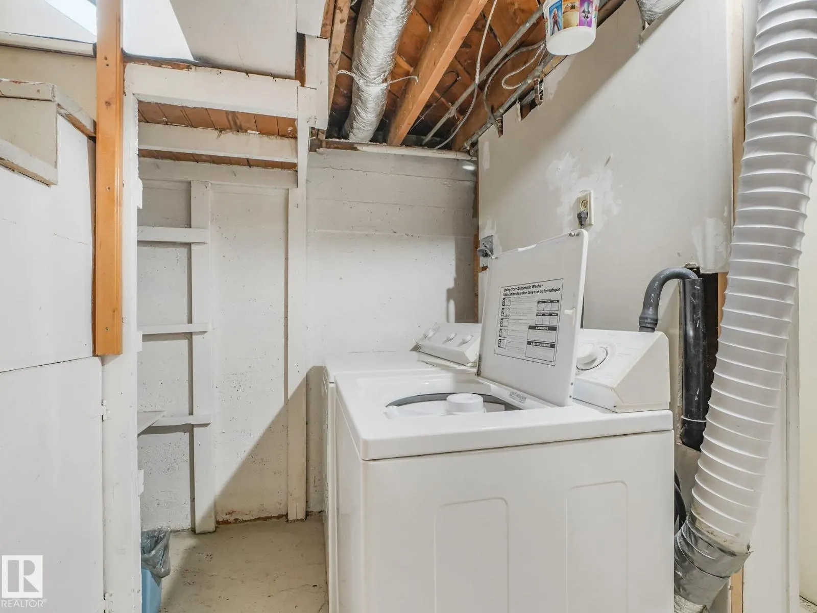 11160 68 ST NW