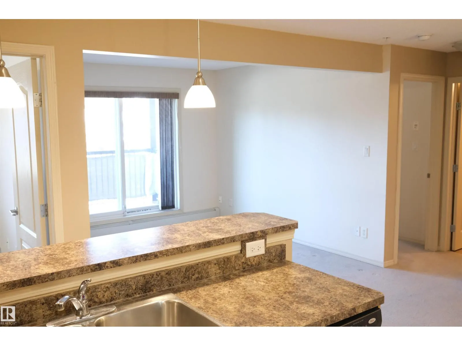 #223 5951 165 AV NW