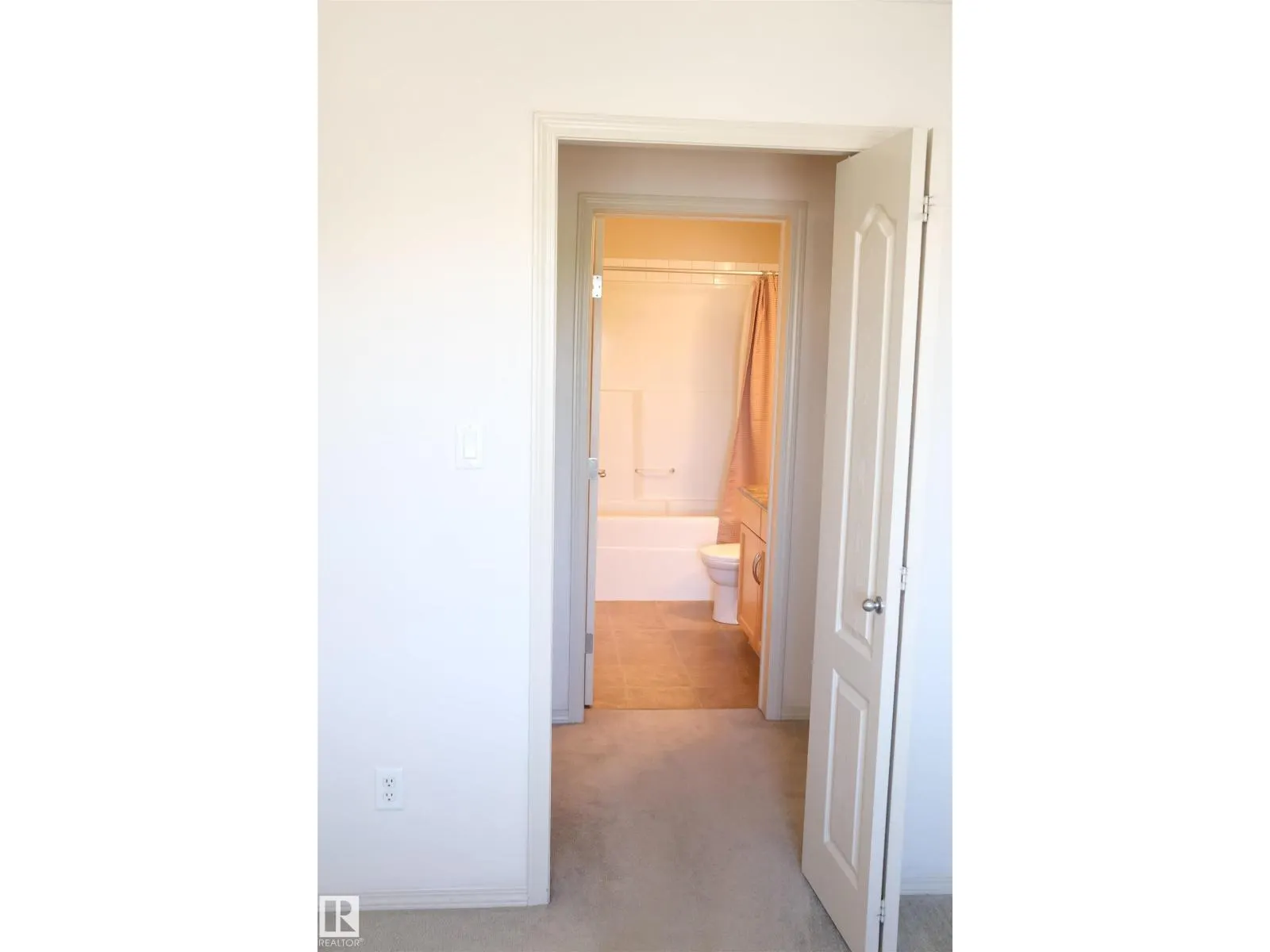 #223 5951 165 AV NW