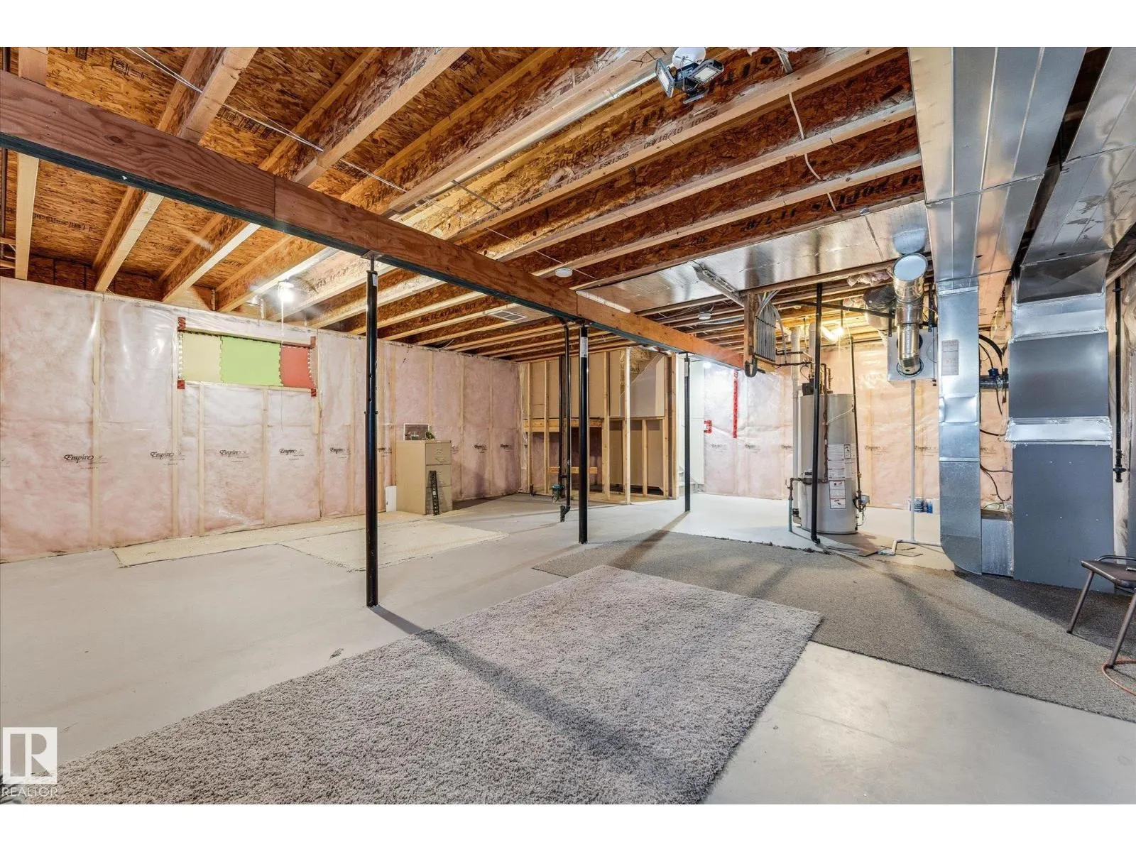 217 SILVERSTONE CR