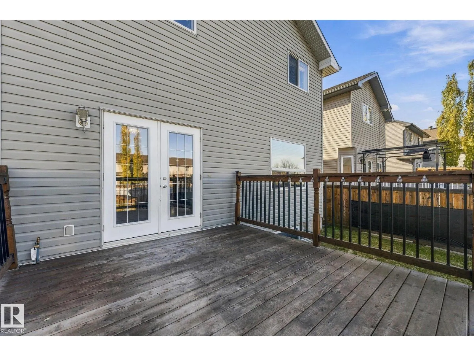 217 SILVERSTONE CR