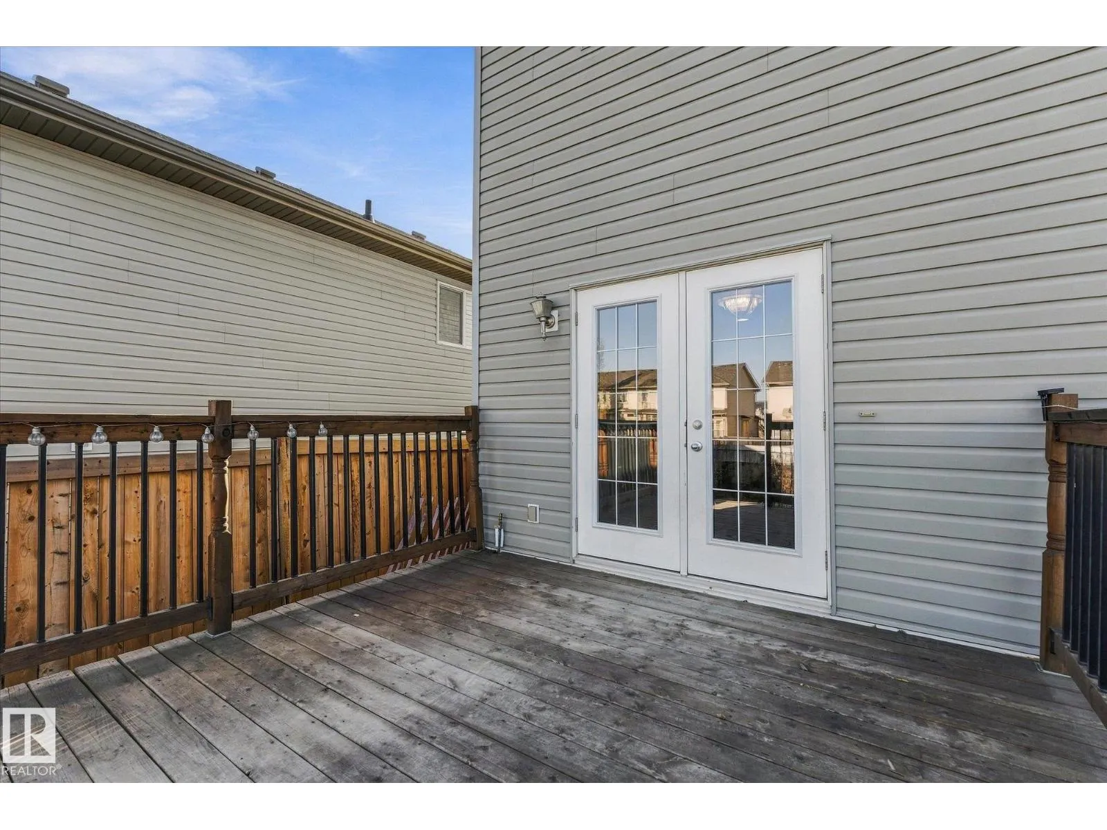 217 SILVERSTONE CR