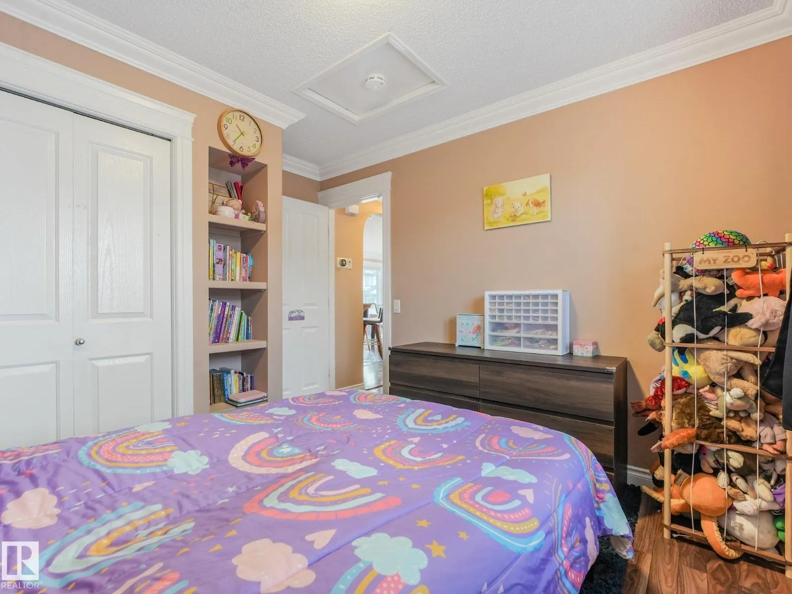 15204 44 ST NW