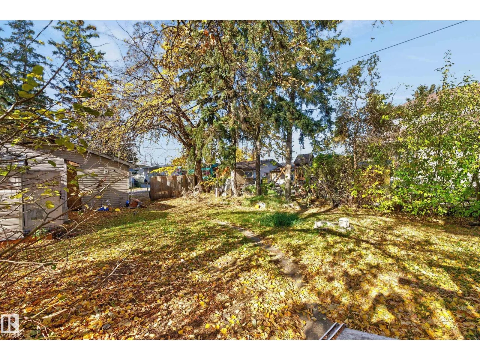 12006 104 ST NW