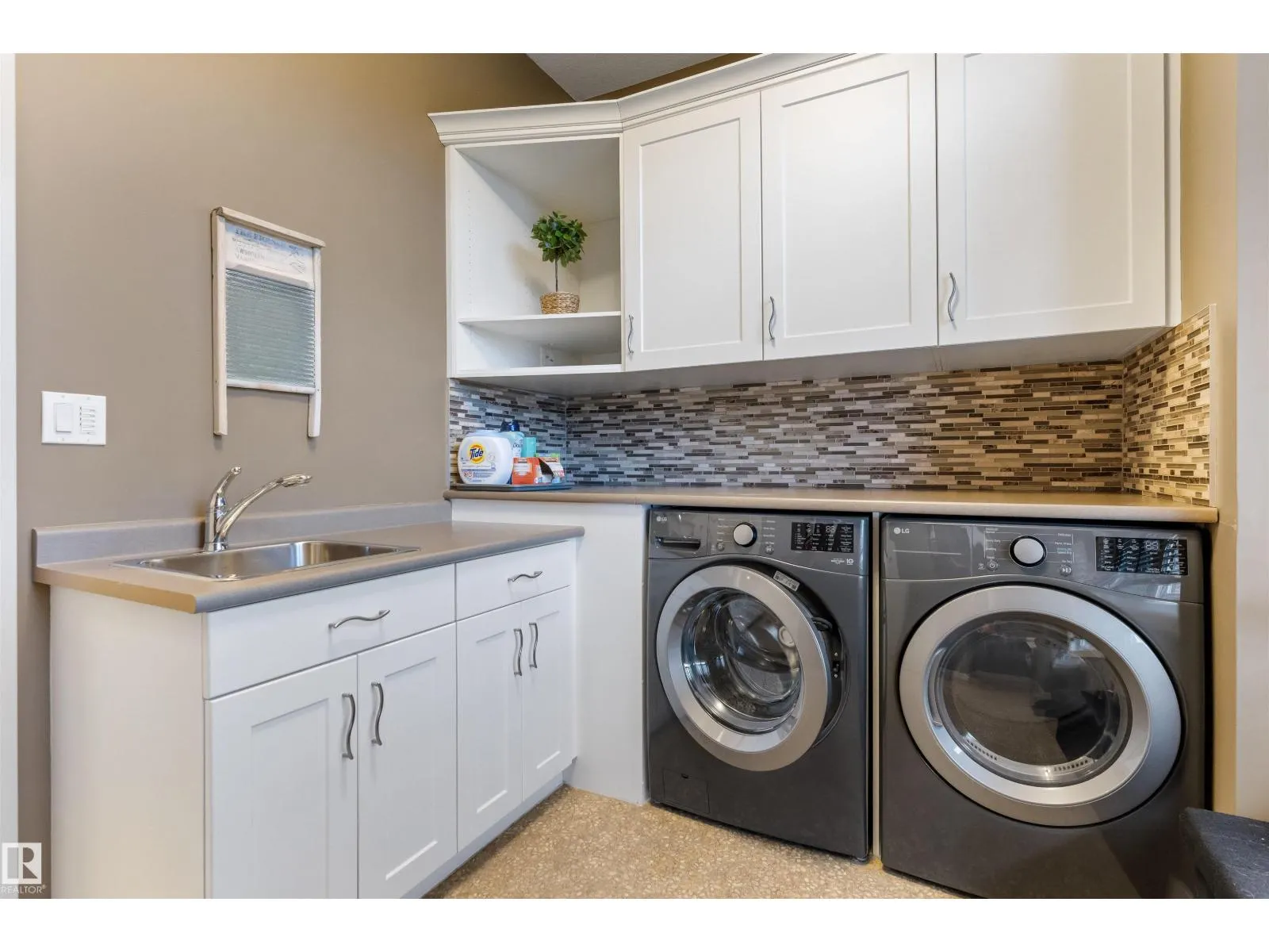 #232 54418 RGE ROAD 251