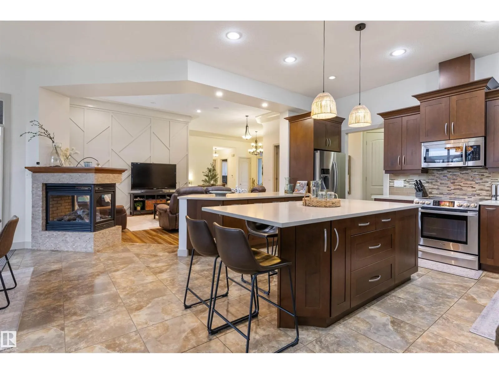 #232 54418 RGE ROAD 251