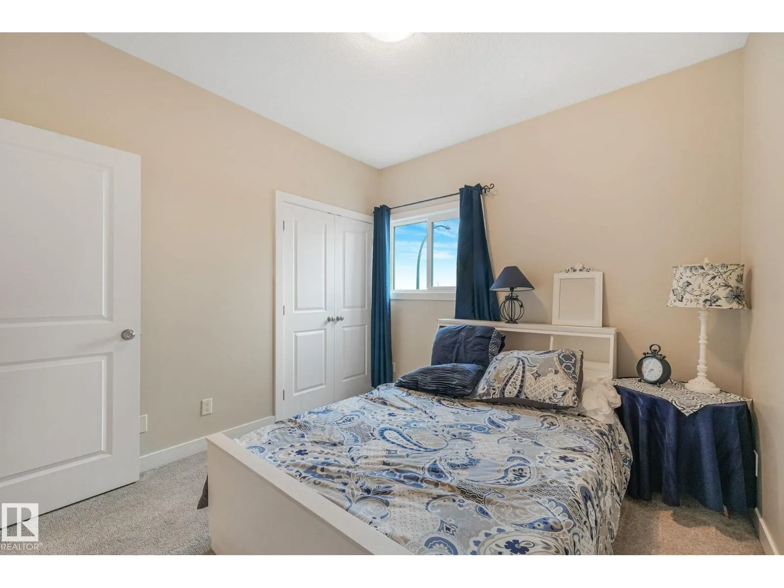#8 16537 130A ST NW