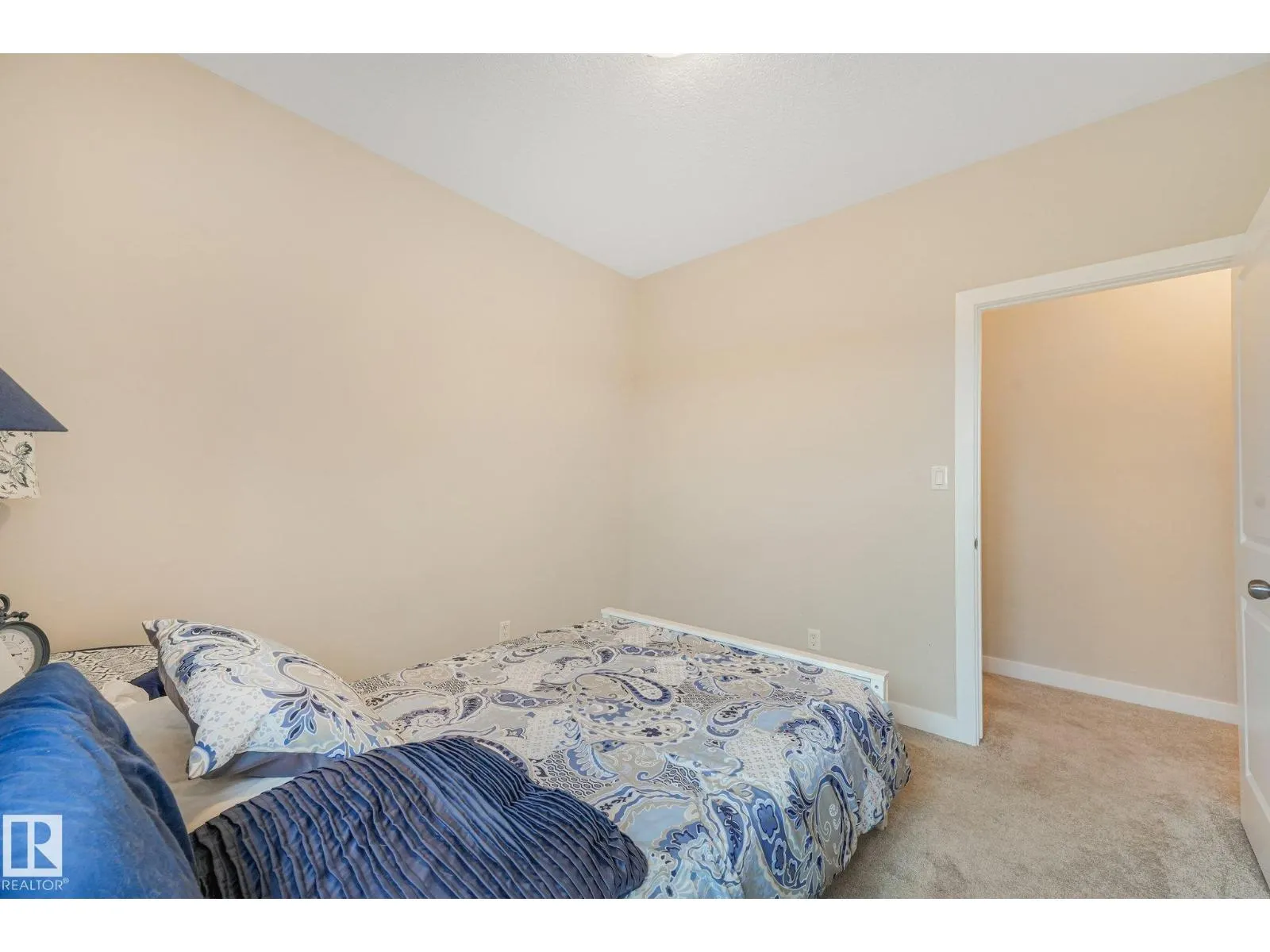 #8 16537 130A ST NW