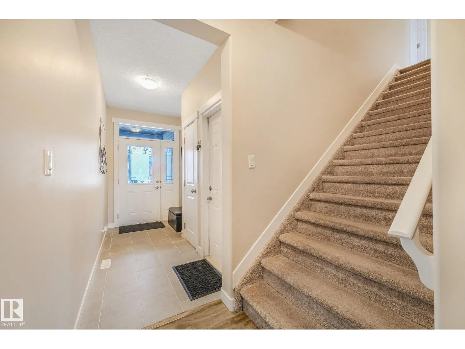 #8 16537 130A ST NW