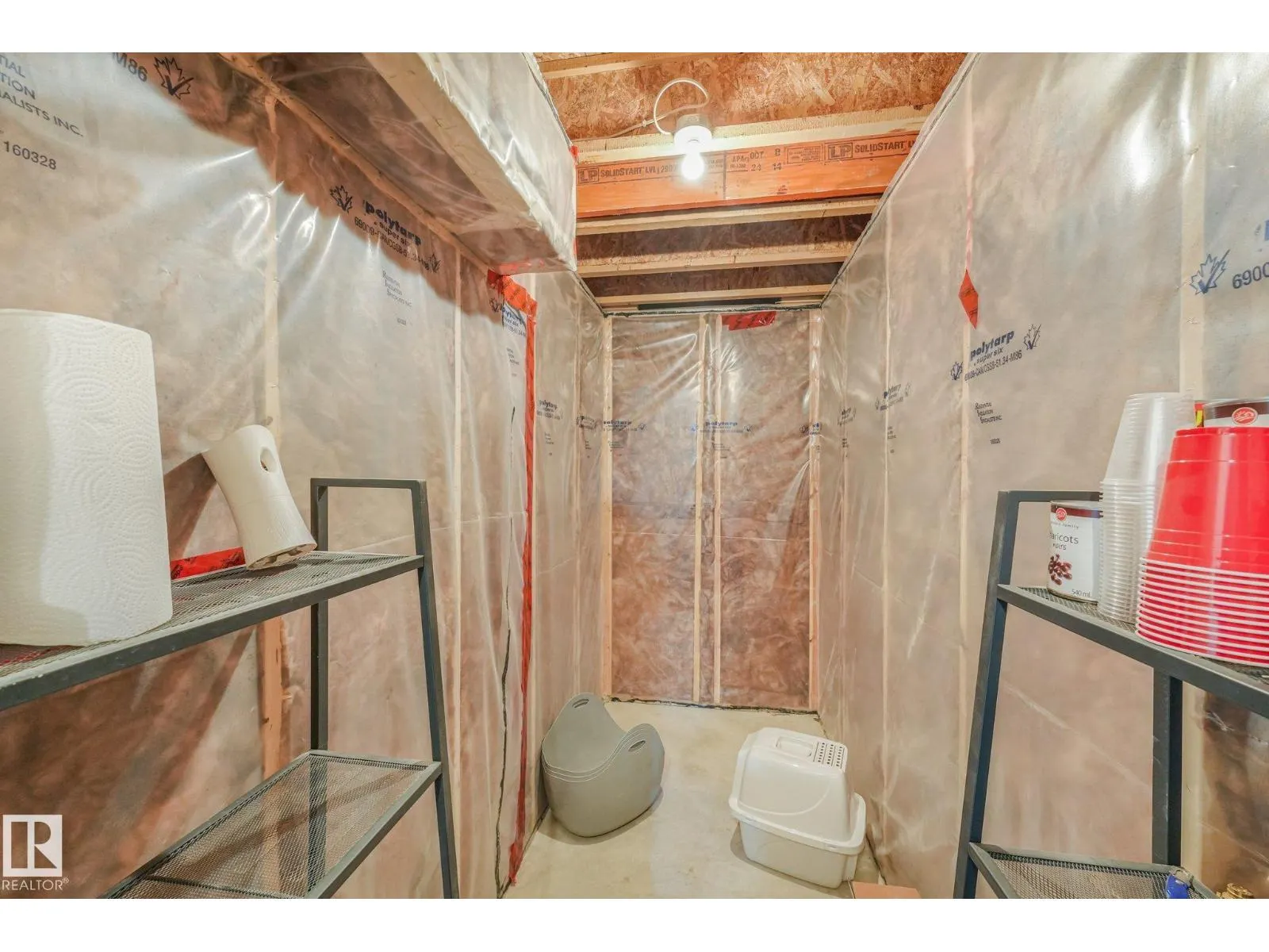 #8 16537 130A ST NW